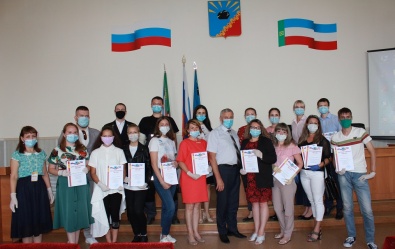 Волонтеры акции «#МыВместе» получили  благодарственные письма главы Черногорска