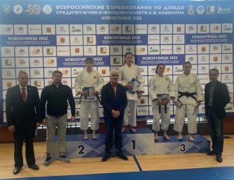 Черногорские дзюдоисты привезли из Новокузнецка три медали