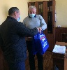 Власти Черногорска  передали медикам города средства индивидуальной защиты 