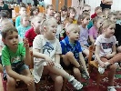В Черногорске дошкольники учились переходить через дорогу по правилам 